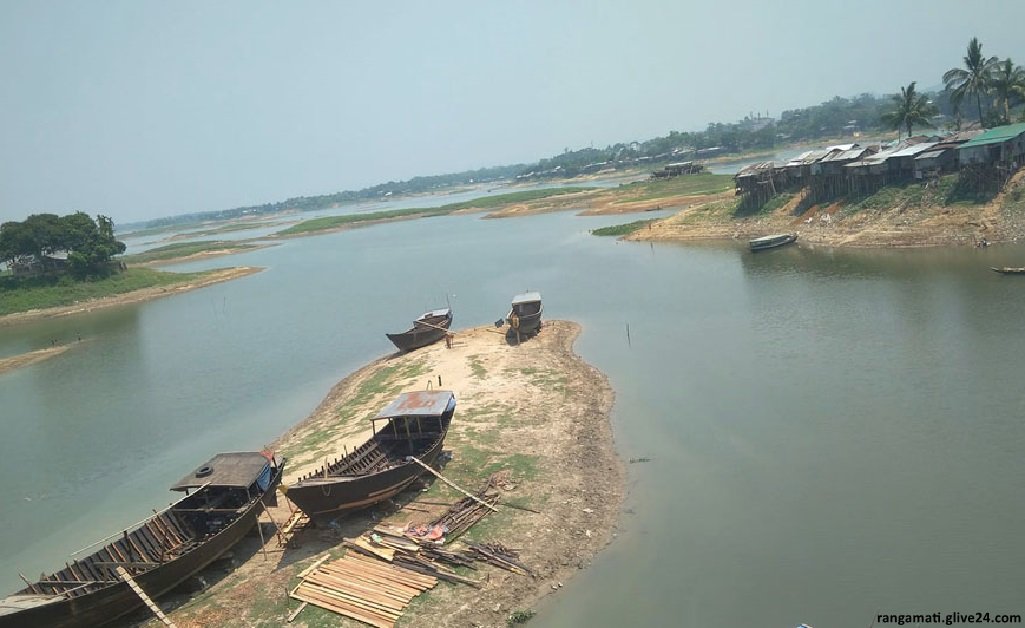 কাপ্তাই হ্রদের পানি কমে যাওয়ার প্রভাব পড়েছে মৎস্য ও বিদ্যুৎ উৎপাদনে