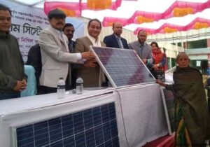 বরকলে সহস্রাধিক পরিবারের মাঝে সোলার হোম সিস্টেম বিতরণ